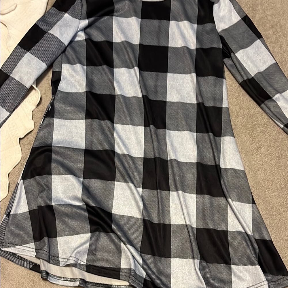 Plaid Long Sleeve Dress - Black and Gray
